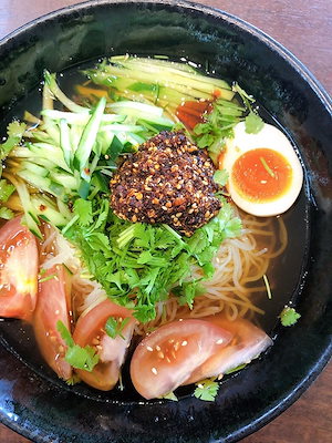 亮哥冷麺300g 料包あり 冷面 本場 特色食