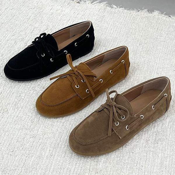 女性の秋スエードローファーフラットシューズ