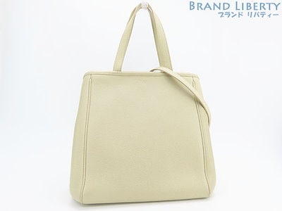 Qoo10] CELINE 外美品セリーヌスモールフォールドカバ2W