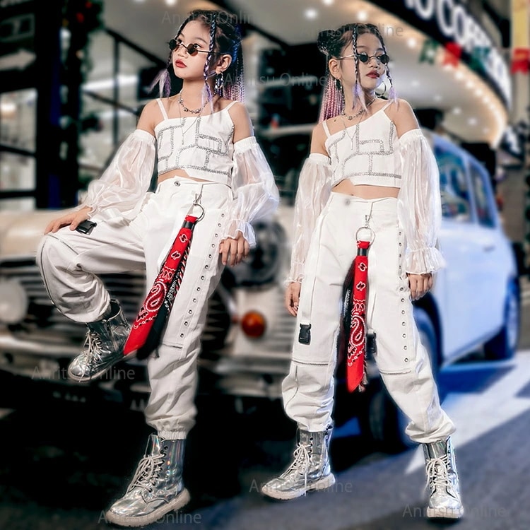 高品質大割引キッズ ダンス衣装 セットアップ 演出服 jazz ジャズダンス ヒップホップ チア 女の子 チアガール 韓国 上品 白 キャミソートップス へそ出し 肩だし カーゴパンツ 発表会 演出服