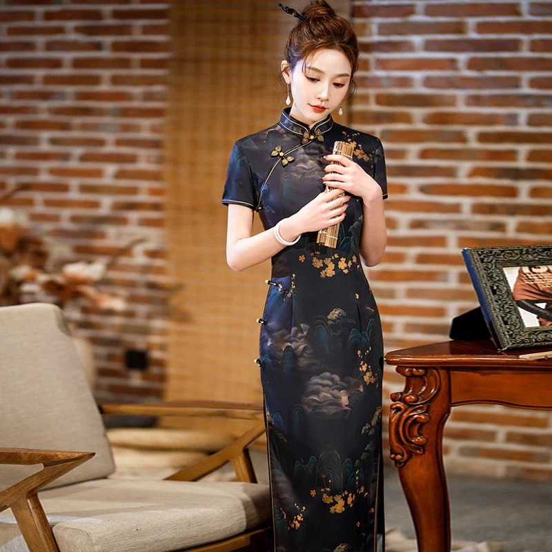 チャイナドレス女性改良新風2025年中年母気質レトロロングドレススリム夏