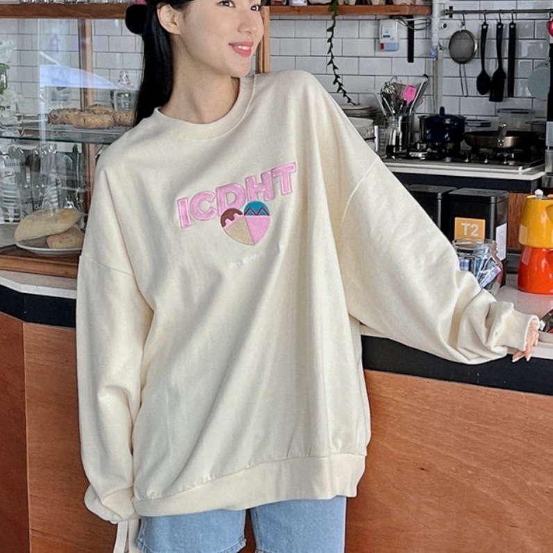 トップス レタートレーナー オーバーフィット ストリート レタリング プルオーバー トレーナー スウェット ロング丈 袖あり 長袖 ドロップショルダー 萌袖 ラウンドネック クルーネック 襟なし 刺繍