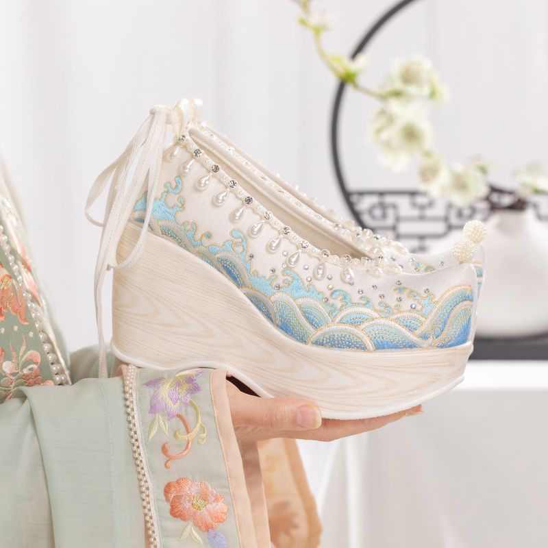 2025 春の漢服靴女性の古代のスタイルのハイヒールの刺繍の靴の女性の内側の高揚靴ウェッジ エスニック スタイル 母の日 母の日-0008637