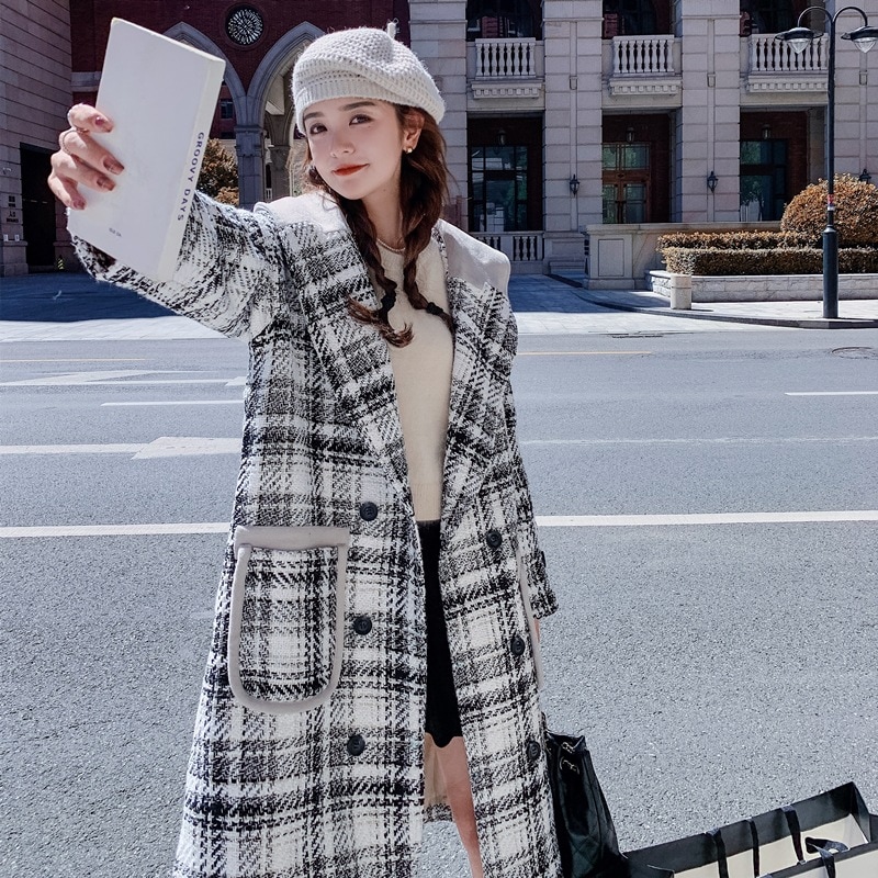 2024秋冬ニッチ緩い黒と白のチェック柄ツイードコート女性ミディアムレングスファッションツイードジャケット