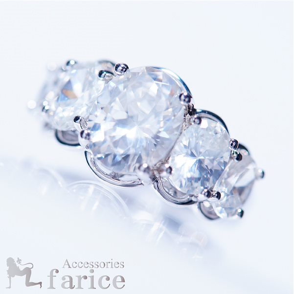 スノーホワイトキュービックジルコニア シャイニージュエリーリング