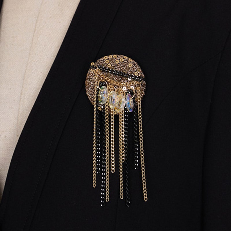 AB-180 ラウンド チェーン ブローチ 5,275円