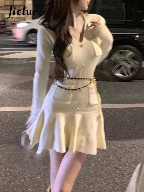 納期約21日から30日:Jielur-女性のためのミニドレス,白いニットのセーター,ミニ,黒,エレガント,ファッショナブル,イブニング,1ピース,秋