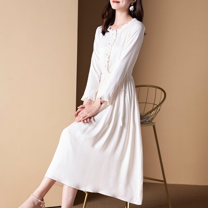 フリルネックワンピース ワンピース フレアワンピース ワンピドレス ミモレ ミモレ丈 袖あり 長袖 ラウンドネック フレア フリル ウエストマーク ウエストリボン ハイウエスト かわいい 大人可愛い