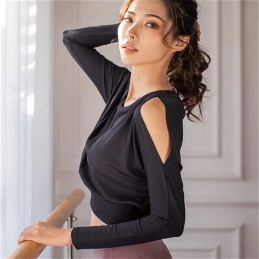 スポーツウェア 色 トップス 長袖 Vネック プルオーバー シンプル カジュアル スポーティ かっこいい かわいい 大人可愛い こなれ感 綺麗 コンサバ 大人 上品 おしゃれ お洒落 4,963円