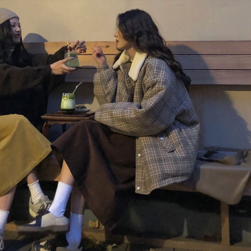 レディース冬の新スタイルチェック柄コットンコート韓国風ルーズレトロ香港スタイルミドル丈厚みトップジャケット30%制限