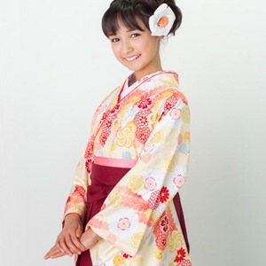 レンタル７泊８日 卒業式 袴 レンタル 小学生 女の子 小学校 ジュニア卒業式袴レンタルセット ベージュに花 ひな祭り 着物 衣装 花 レトロ モダン ベージュ クリーム