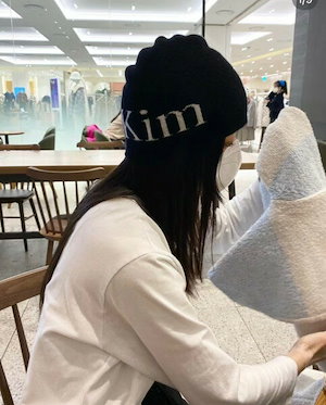 Matin kim ニット帽 ビーニー ベージュ MATIN KIM] LOGO JACQUARD SHORT BEANIE ユニセックス (Matin
