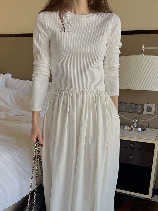 ロングフードワンピース Stylish Hooded Dress