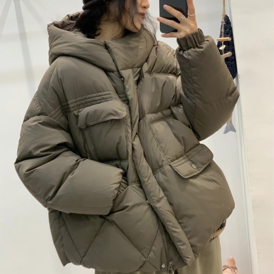 2025年秋冬韓国版レディース高級ダウンジャケットショートフード付き文学気質ゆったり小さいサイズスリム暖かいトレンド