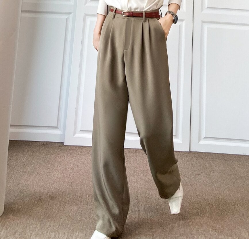 パンツ ワイド ストレート レディース ロング ファスナー ポケット プリーツ シンプル カジュアル 上品 無地 オールシーズン オフィス ビジネス 楽ちん ベージュ ホワイト ブラック ボトムス