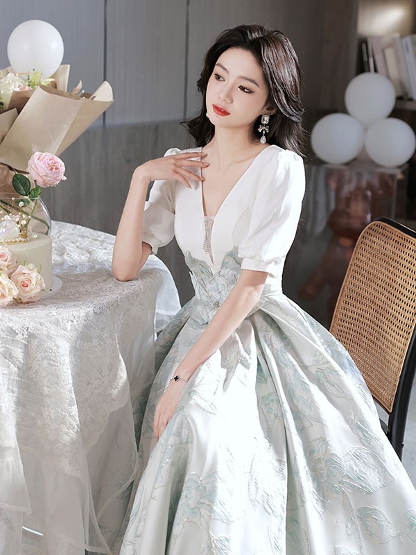 ワンピースドレスプリント柄ワンピツヤ感 謝恩会 結婚式 卒業式 Vネック ピアノ 花レース フェミニン 発表会 ロングドレス ポワン袖 体型カバー 大人 演奏会 グレードレス 刺繍 母親 エレ