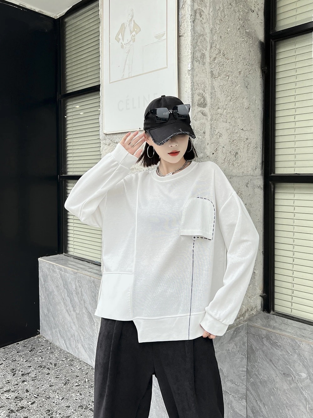 欧米カジュアル大きいサイズ デザイン感小衆秋新型女装風不規則明線ゆるいtシャツ長袖ブラウス