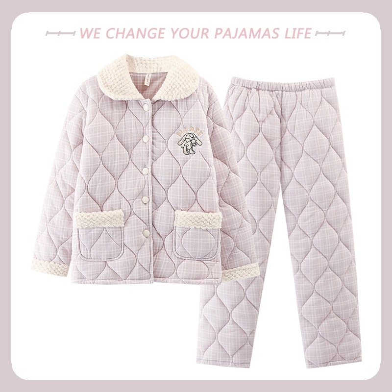 中年の母親の女性のパジャマの季節の三層の綿のジャケットの暖かい家の摩耗のスーツ