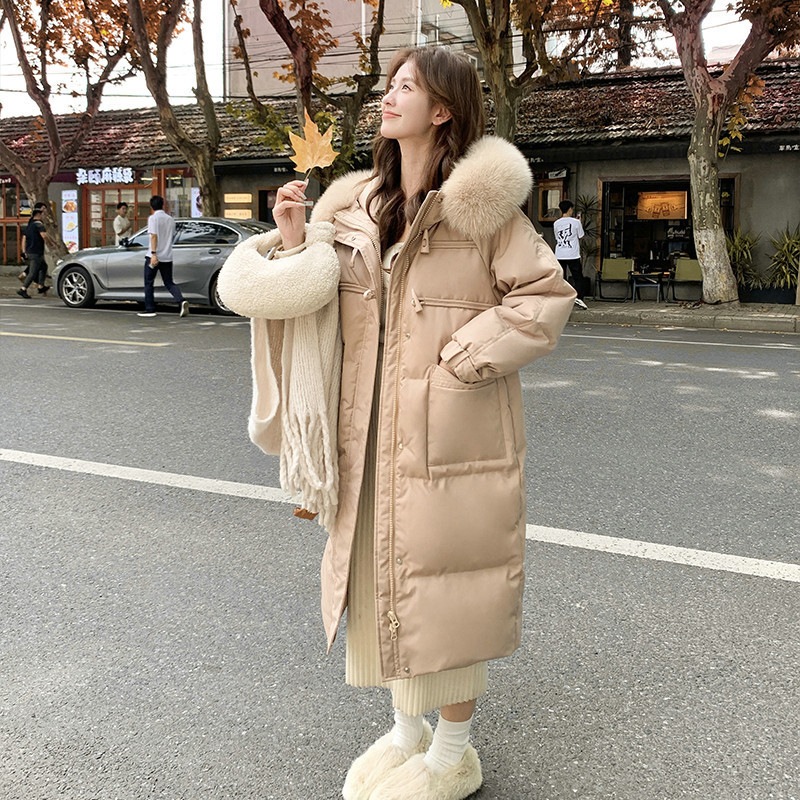 レディースミドル丈ダウンジャケット新しい冬スタイル大きなファーカラーフード付き膝上丈厚手韓国風ホーンボタンコート