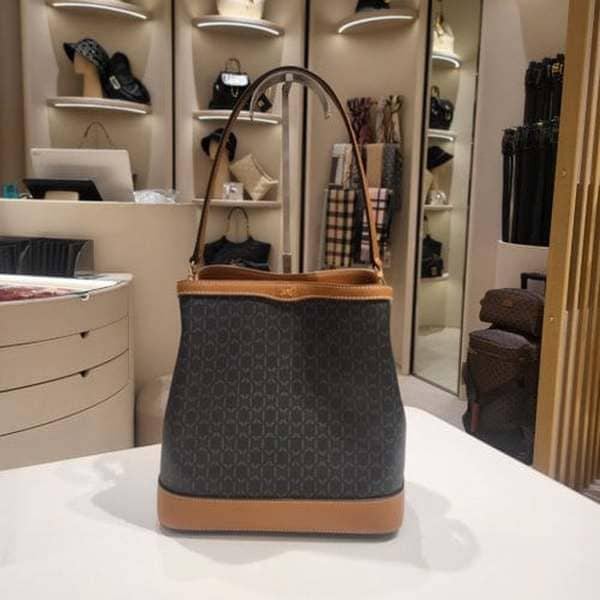 DCBA4E863W3[SAINT BARNET]ブラウン・バーネット DDパターン レザー配色 ミディアム バケットバッグ