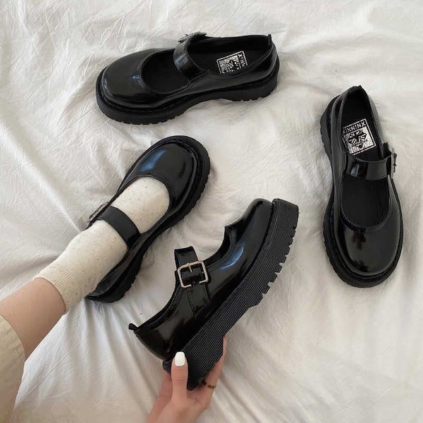 パンプス レディース フラット 防滑 防臭 かわいい 学生 スタイルアップ バブーシュ 人気 サンダル ロングブーツ ローファー