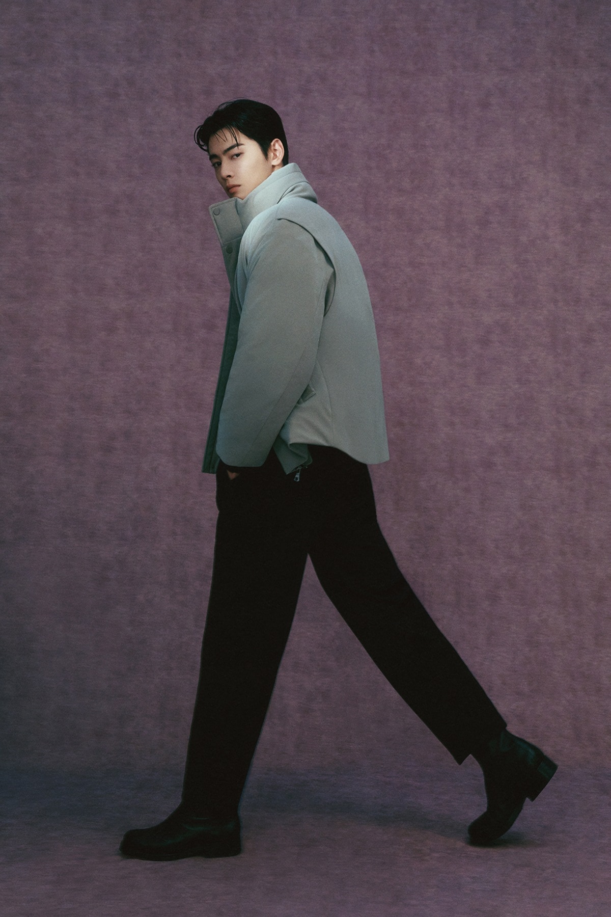 [24FW][チャウヌPICK] LKW22472 グロッシーグースダウンジャンパーKSTARスタイル