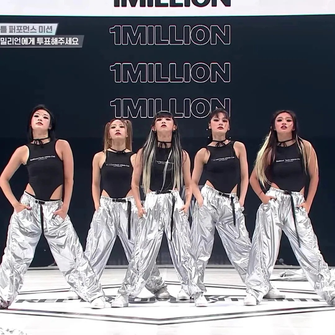 ジャズダンスダンスヒップホップjazzパフォーマンスストリートダンスパフォーマンスブライトシルバー長袖スーツ