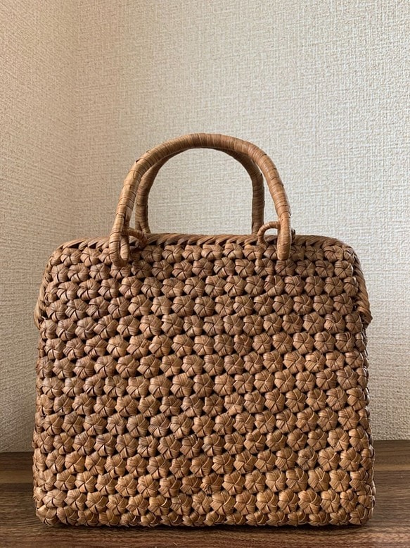 山葡萄 山葡萄かごバッグ 手作り 花編み 籠バッグ 手提げバッグ 内布あり 和服バッグ ゆかたバッグ レディースバッグ (約)幅27本体高さ23マチ11cm