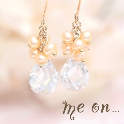 me on...甘くて美味しそうなパールの実がなるエキゾチックなデザインアクセサリー 10イエローゴールド YG オレンジパール＆キュービックジルコニアフルーツモチーフフックタイプピア 18,162円