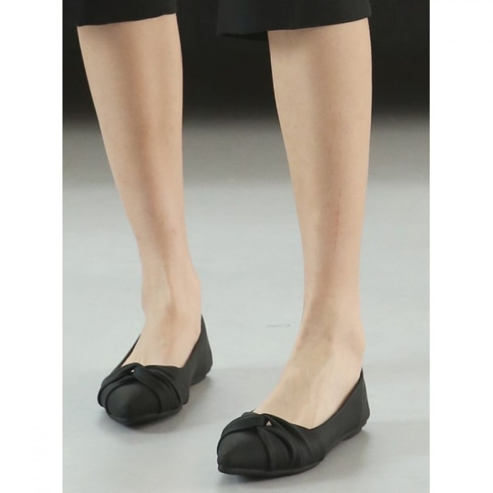 (ニナスパリ) リンクルノットスティレットフラット