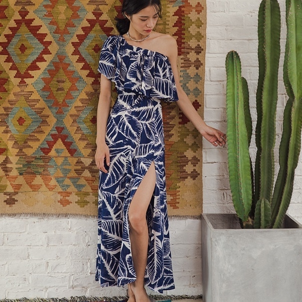 ワンピース ロングワンピース オフショルダー オフショル ワンショルダー 2way スリット ロング丈 かわいい 大人可愛い きれいめ シンプル カジュアル 上品 おしゃれ かっこいい 大人女子