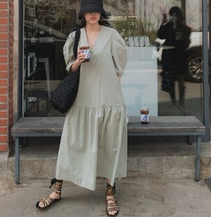 【取寄：納期2週間】ワンピース レディース ロングワンピース Ｖネック スリット ゆったり 大きいサイズ ５分袖