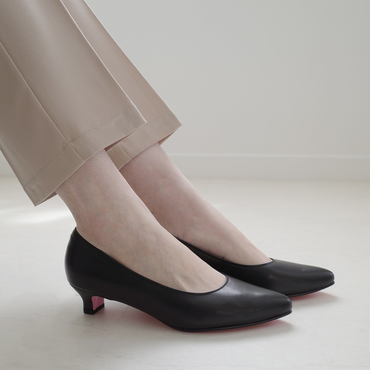【最終売り尽くし！】ポインテッドトゥ3センチヒールパンプス日本製本革 レディース