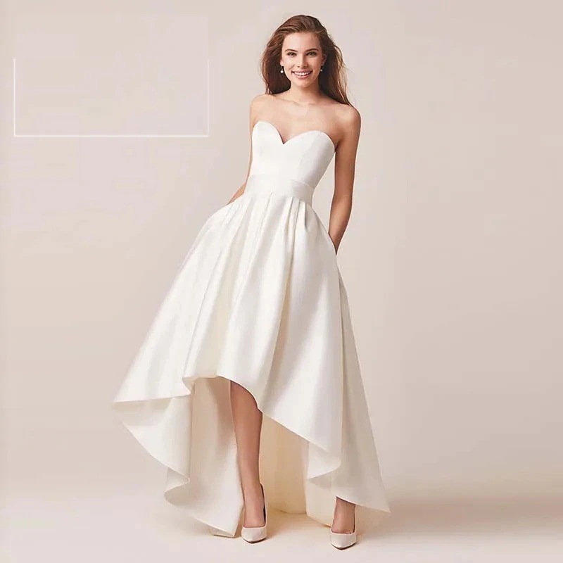 欧米のウェディングドレスの新型は胸を拭きます