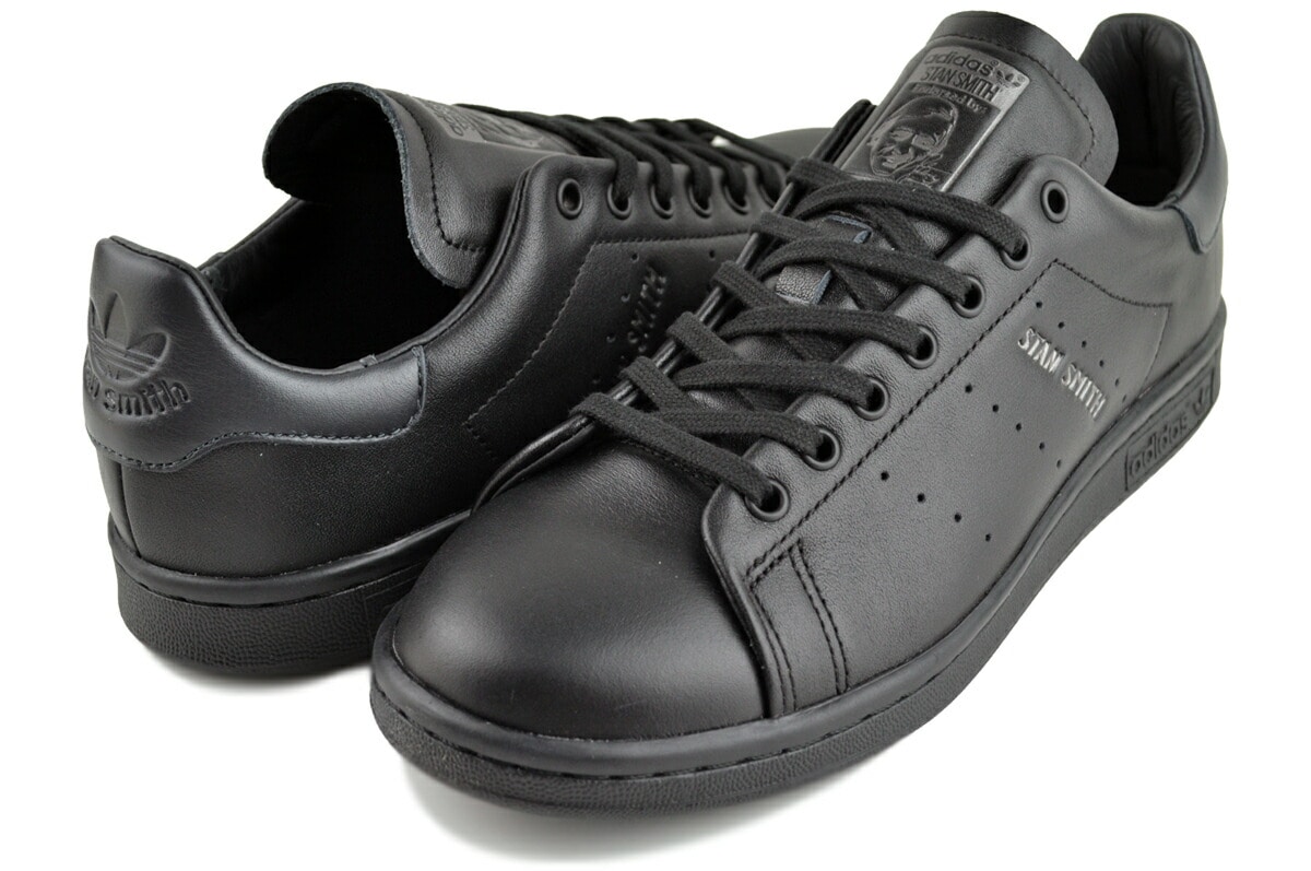 スタンスミス LUX コアブラック カーボン hq6787