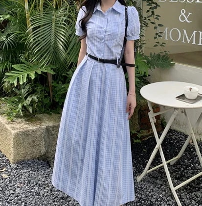 レディース ワンピース ミディアム丈 半袖 パフスリーブ 角襟 Aライン ベルト 前開き ボタン 大人可愛い 上品 おしゃれ 主役級 存在感 キュート プリンセス ロマンティック ストライプ 春 夏