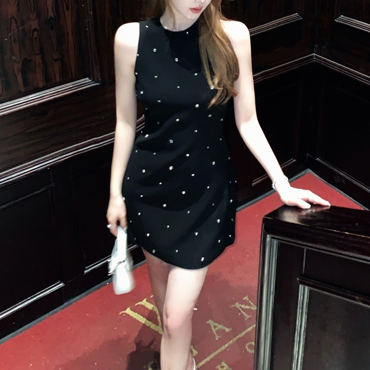 ドレス ワンピース パーティー 結婚式 二次会 披露宴 演奏会 発表会 ステージ 舞台 キャバ ダンス 衣装 謝恩会 ラウンジ クラブ ミニ ショート 膝上 袖なし ノースリーブ クルーネック タイト