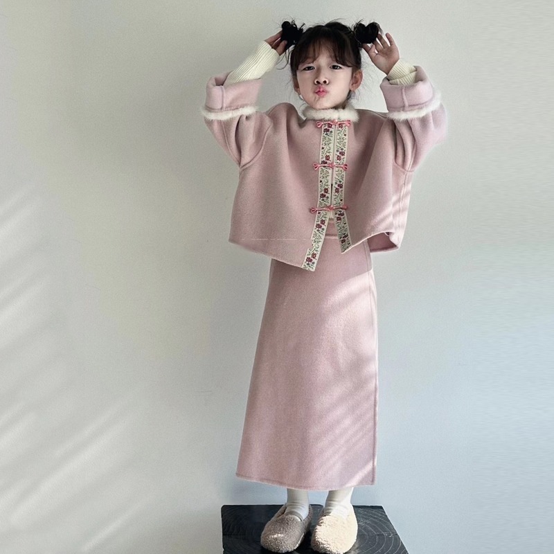 女の子冬 2024 新しい中国唐スーツウールジャケット中国風スカート大晦日服ツーピーストレンディ 8,417円