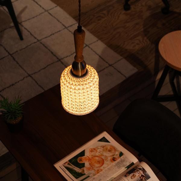 ペンダントライト 照明器具 北欧 1灯 おしゃれ LED対応 陶器 エジソン球付き 天井 吊り下げ 編み込み 韓国風 白 ホワイト カフェ かわいい ガーリー インテリア