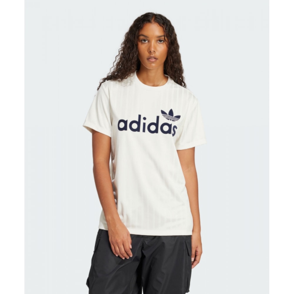 アディダスリニアグラフィックボーイフレンドTシャツ JC7700