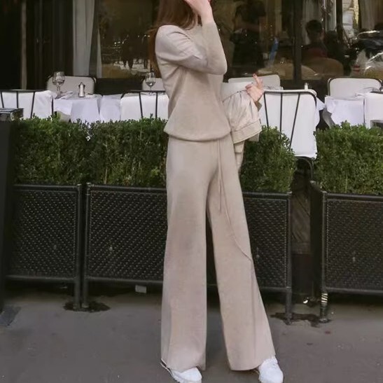 セットアップ ニットソー プルオーバー ワイドパンツ ロング丈 袖あり 半袖 長袖 ラウンドネック ワイド ウエストゴム 伸縮性 ニット 上下セット 2点セット 大人可愛い シンプル カジュアル 大人