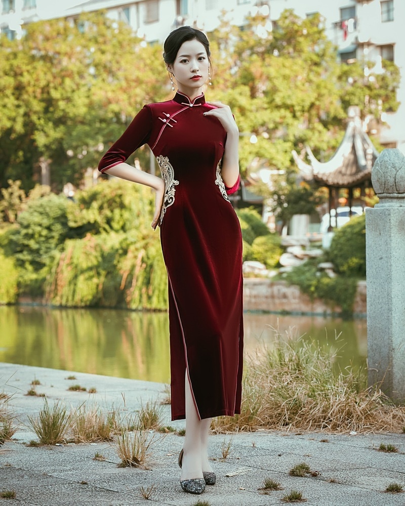 2024秋冬新作ベルベット単層ロングチャイナドレスレトロ改良共和党風ミッドスリーブチャイナドレス卸売 母の日 5,763円