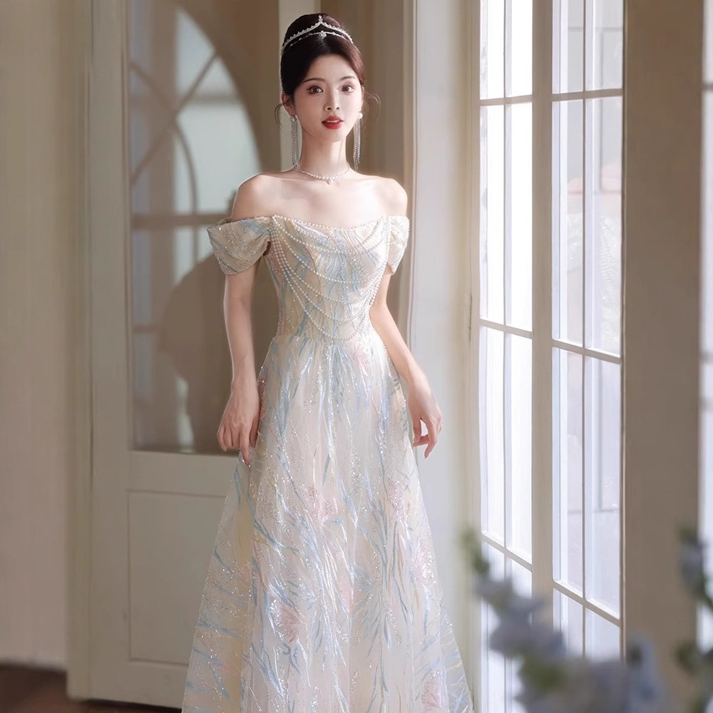 女性のためのワンショルダーの美しいイブニングドレス軽い贅沢ニッチな宴会高級なホスト2025年春の芸術試験年次会議ドレス