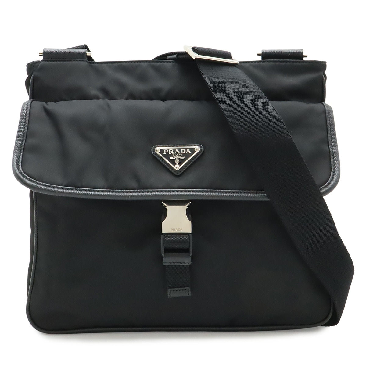 ショルダーバッグ 斜め掛け ナイロン レザー NERO ブラック 黒 シルバー金具 海外ブティック購入品 2VH26