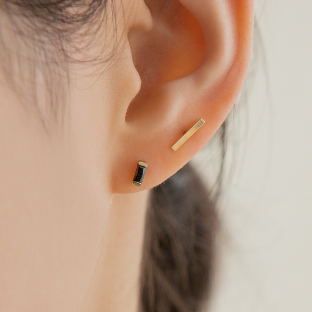 LUNNE 14k バゲットカッティングキュービックピアス 14k ゴールド A08