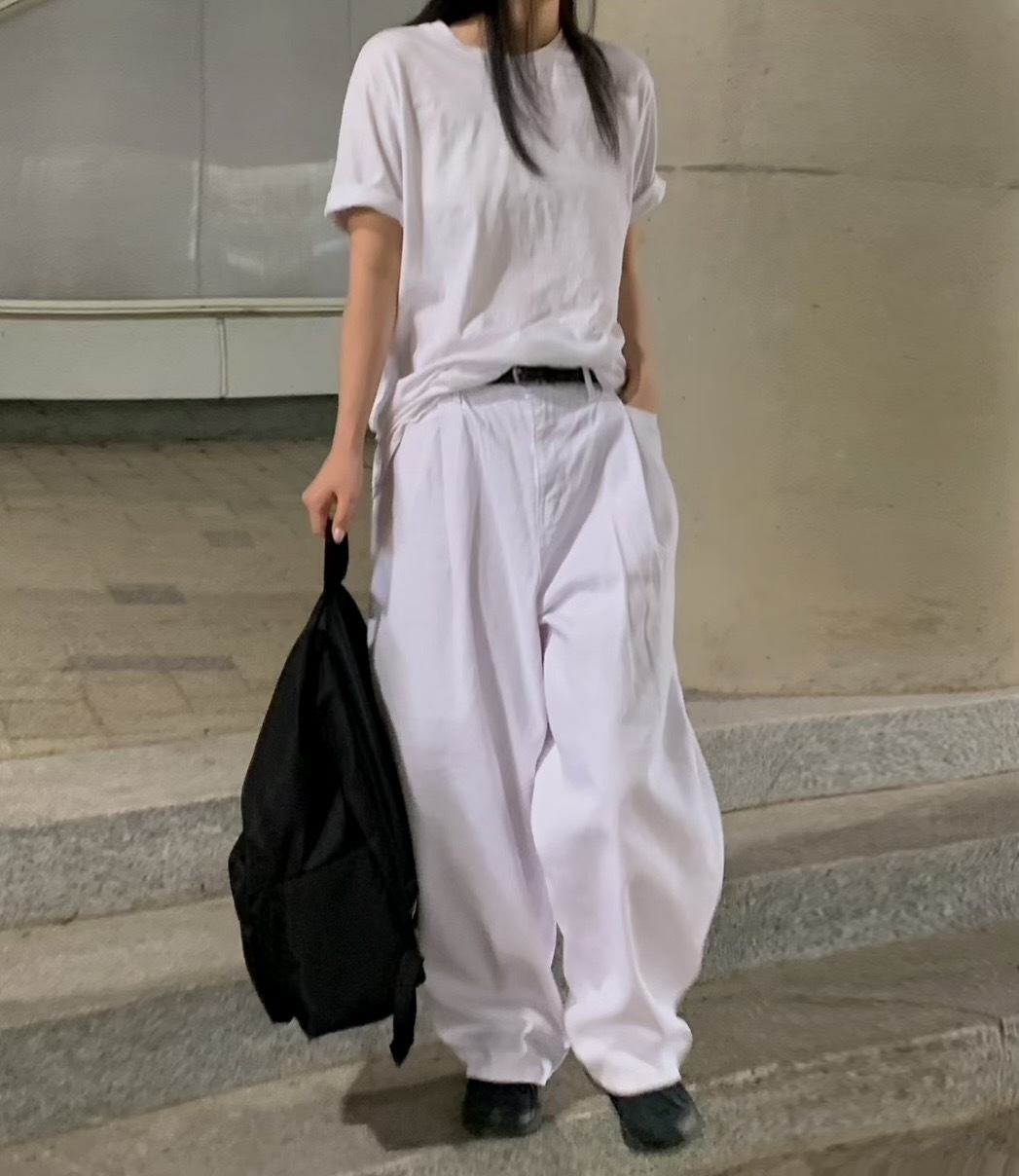 [unisex] ビッグバルーン ホワイトジーンズ