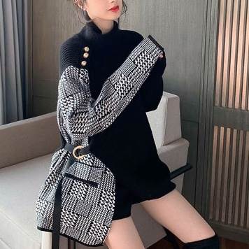 クーポン有ニット タートルネック 切り替えデザイン トップス レディース 秋 冬 裾長め 長袖 サイド 横 伸縮性 ボタン ブラック 黒 チェック柄 フリーサイズ 異素材MIX 厚手 1枚で決まる ス
