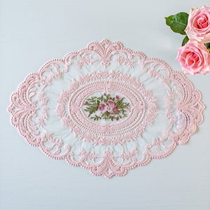 テーブルセンター レース 布 小 刺繍 ライトピンク おしゃれ 丸 楕円 ドイリー 花柄 バラ フランスアンティーク風