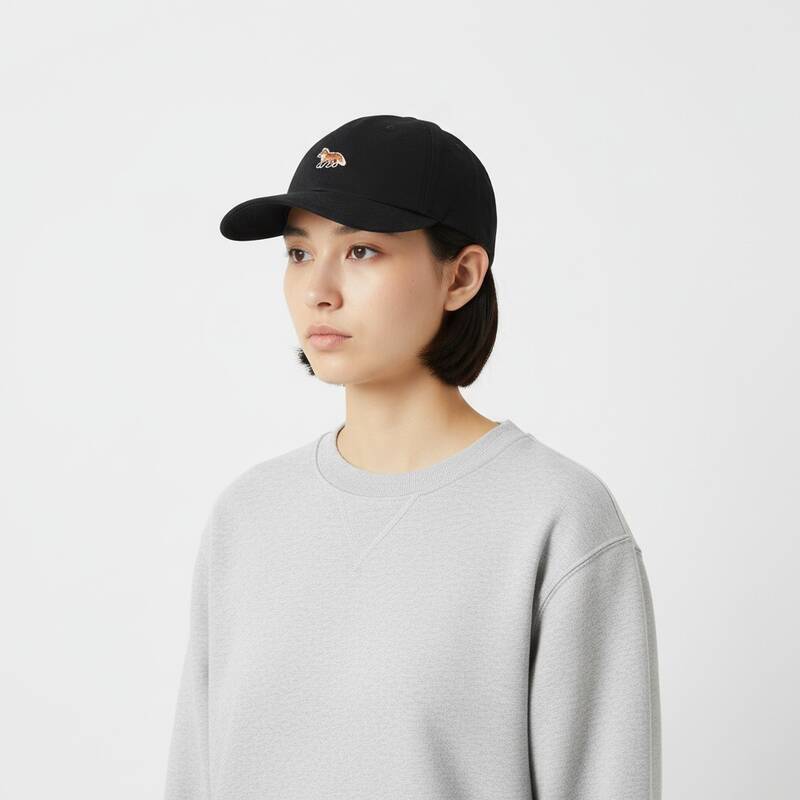 メゾンキツネ ベビーフォックス ボールキャップ ブラック ユニセックス OW06109WB0026 P199
