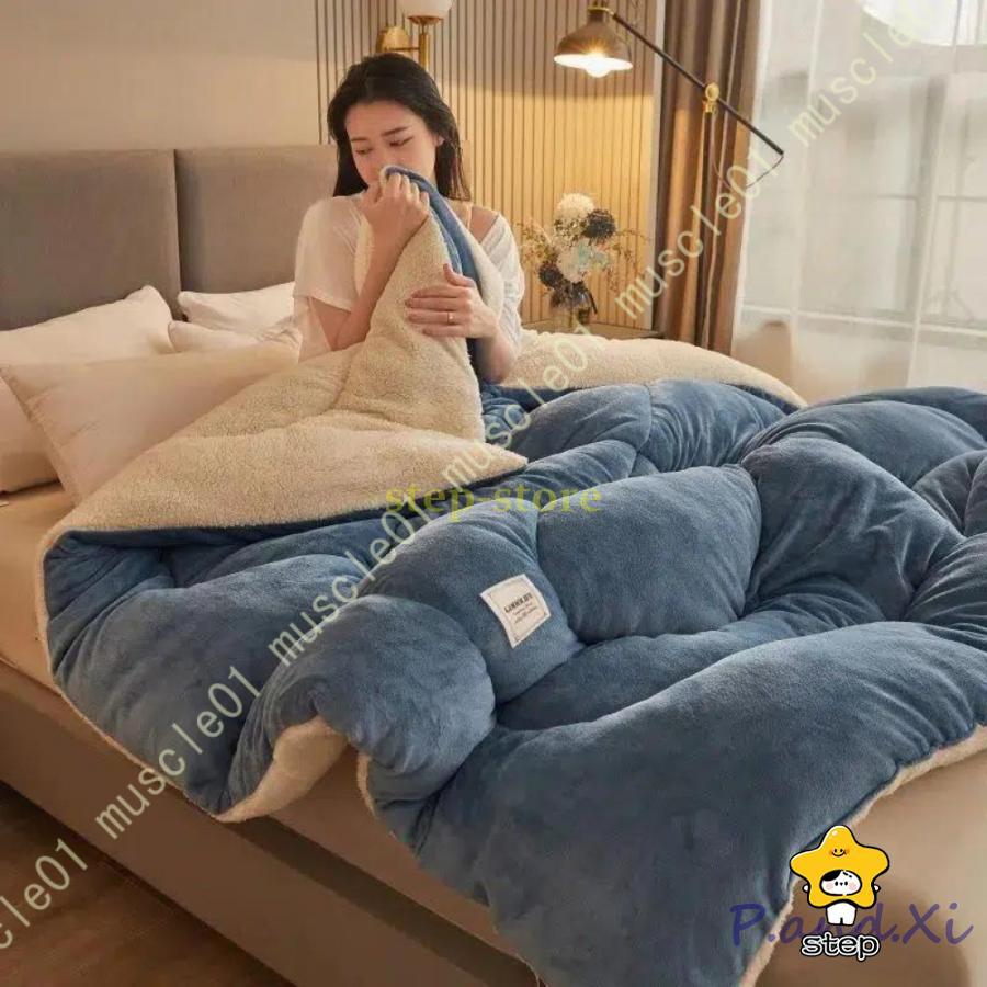 最短出荷 掛けふとん あったか シングル ダブル ふわふわ 暖かい 接触温感 保温 防寒 雲に包まれる おしゃれ キルト フランネル 三層構造 冬用キルト 掛け布団 シンプル